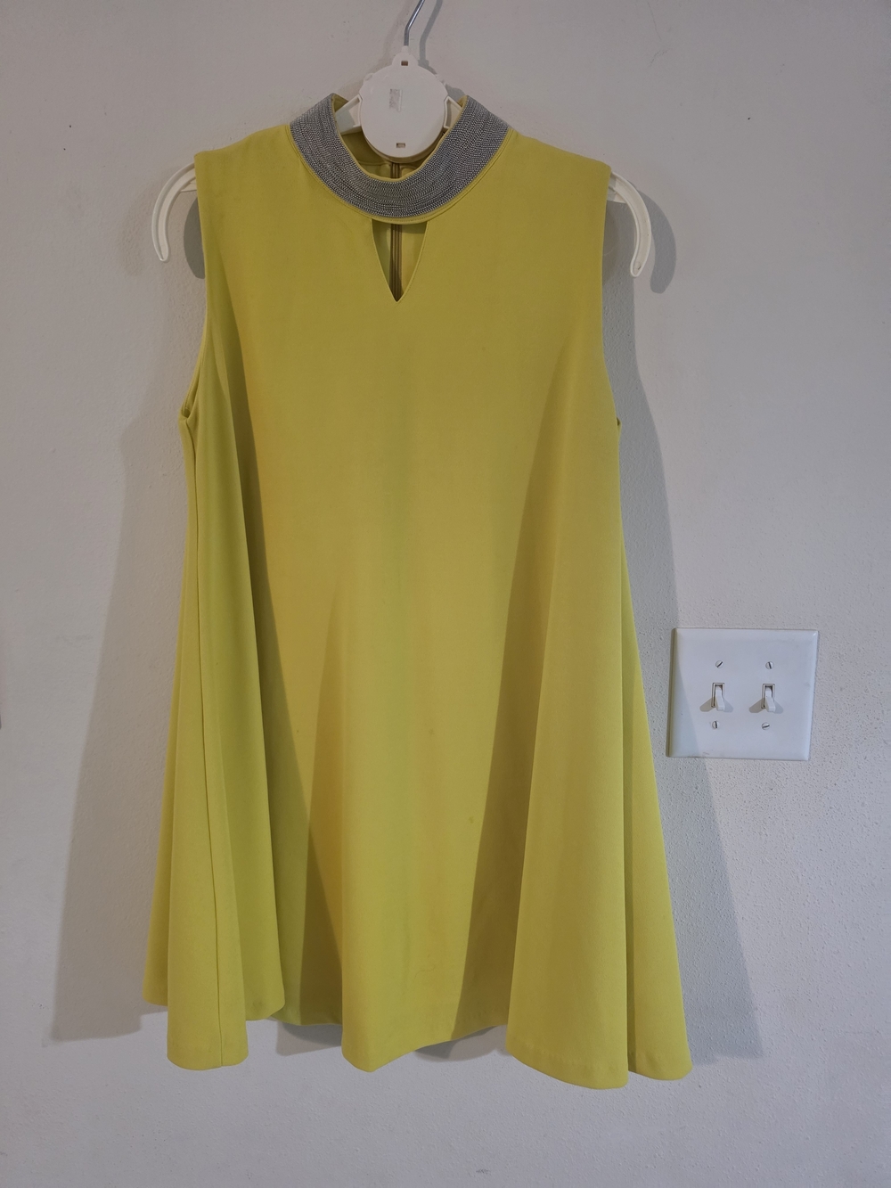 Gracia Yellow Sleeveless A-Line Tunic with Contrasting Ribbed Collar